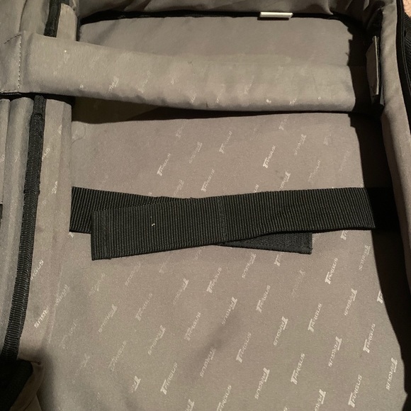 Laptop bag  💻 - Picture 6 of 9